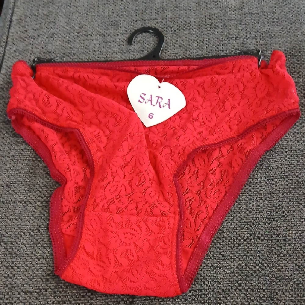 Sara Women's Vibrant Red/ Black 3 Pairs  Lace Panties